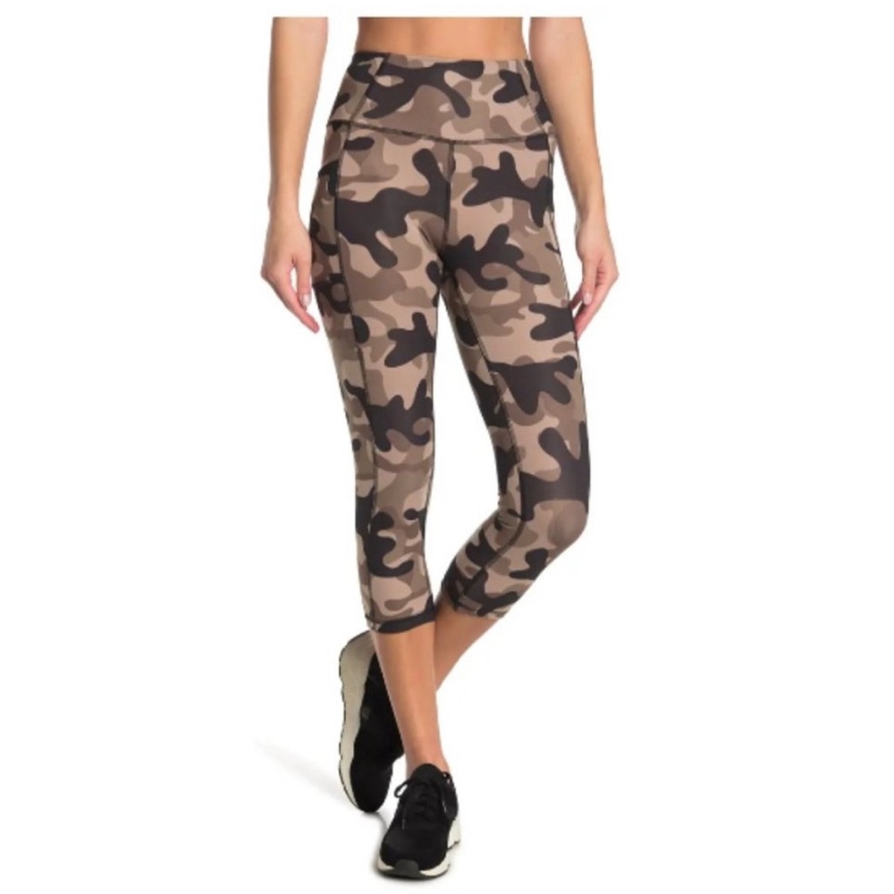 X by Gottex Vanessa Capri Leggings Cocoa NWT